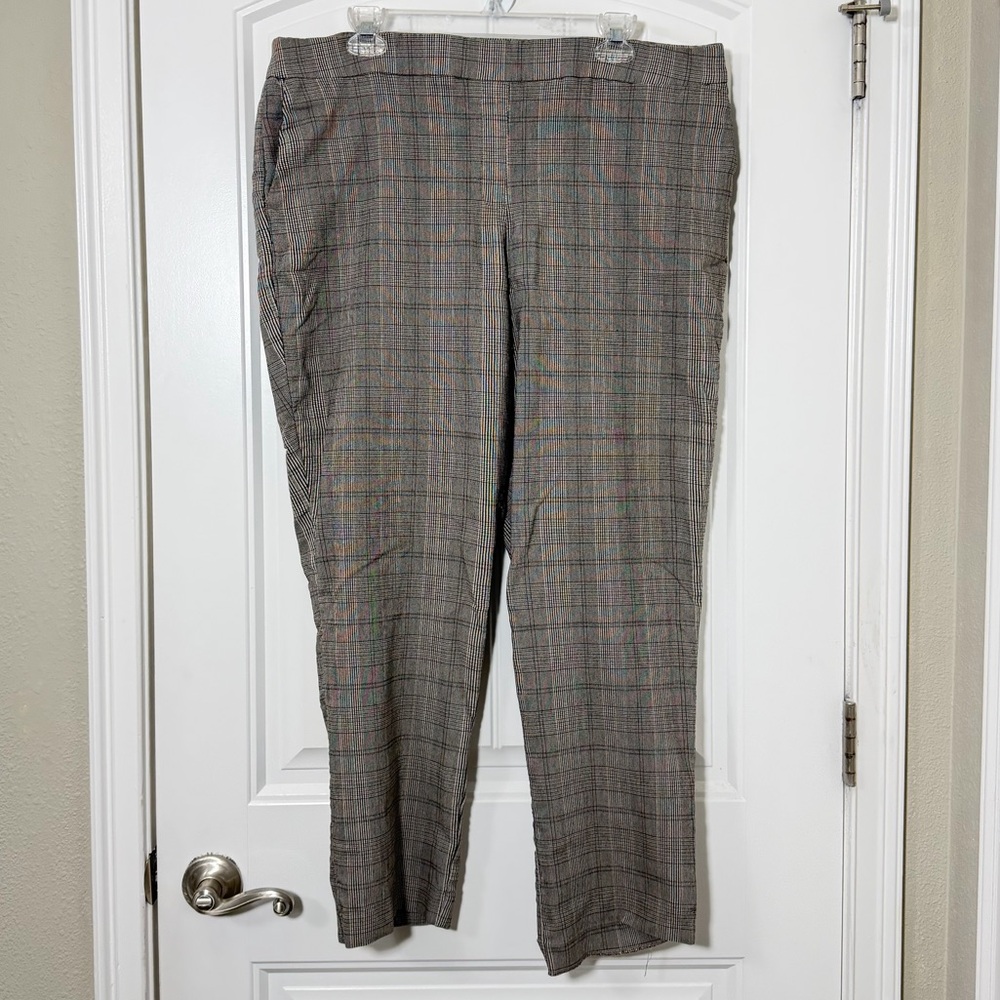 Hilary Radley Gray Plaid Dress Pants